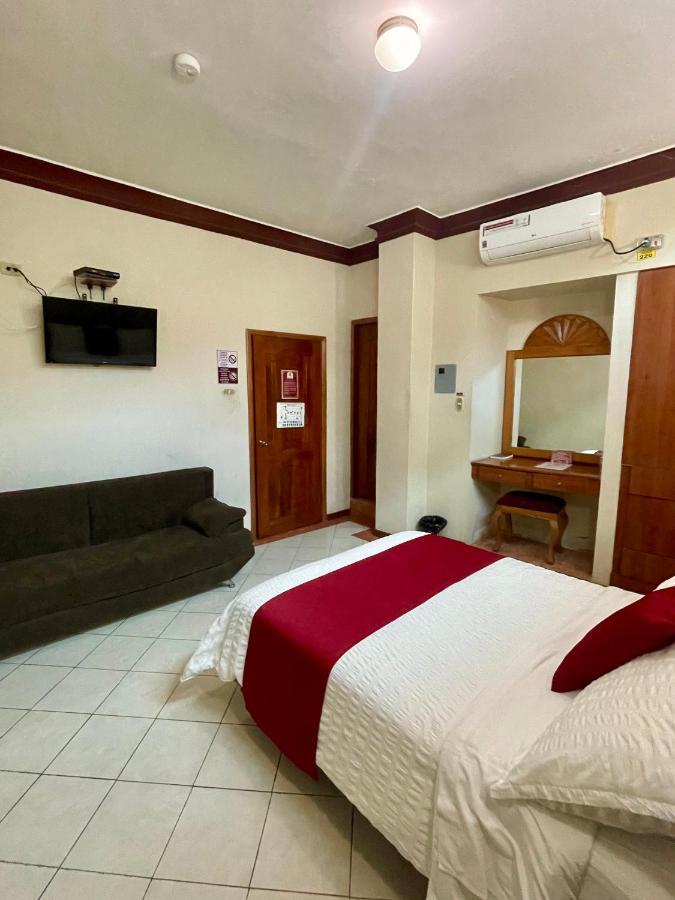 فندق House Center Milagro المظهر الخارجي الصورة
